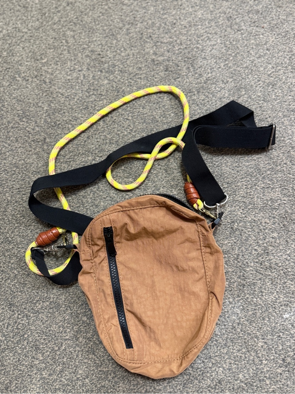 BAGGU Sport Crossbody Bag Brown Small Solid Zip Closure Adjustable Strap